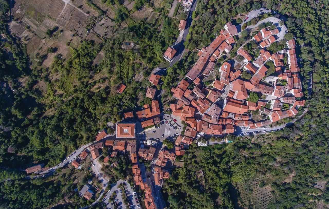 Gorgeous Apartment In Labin With Wifi Екстер'єр фото